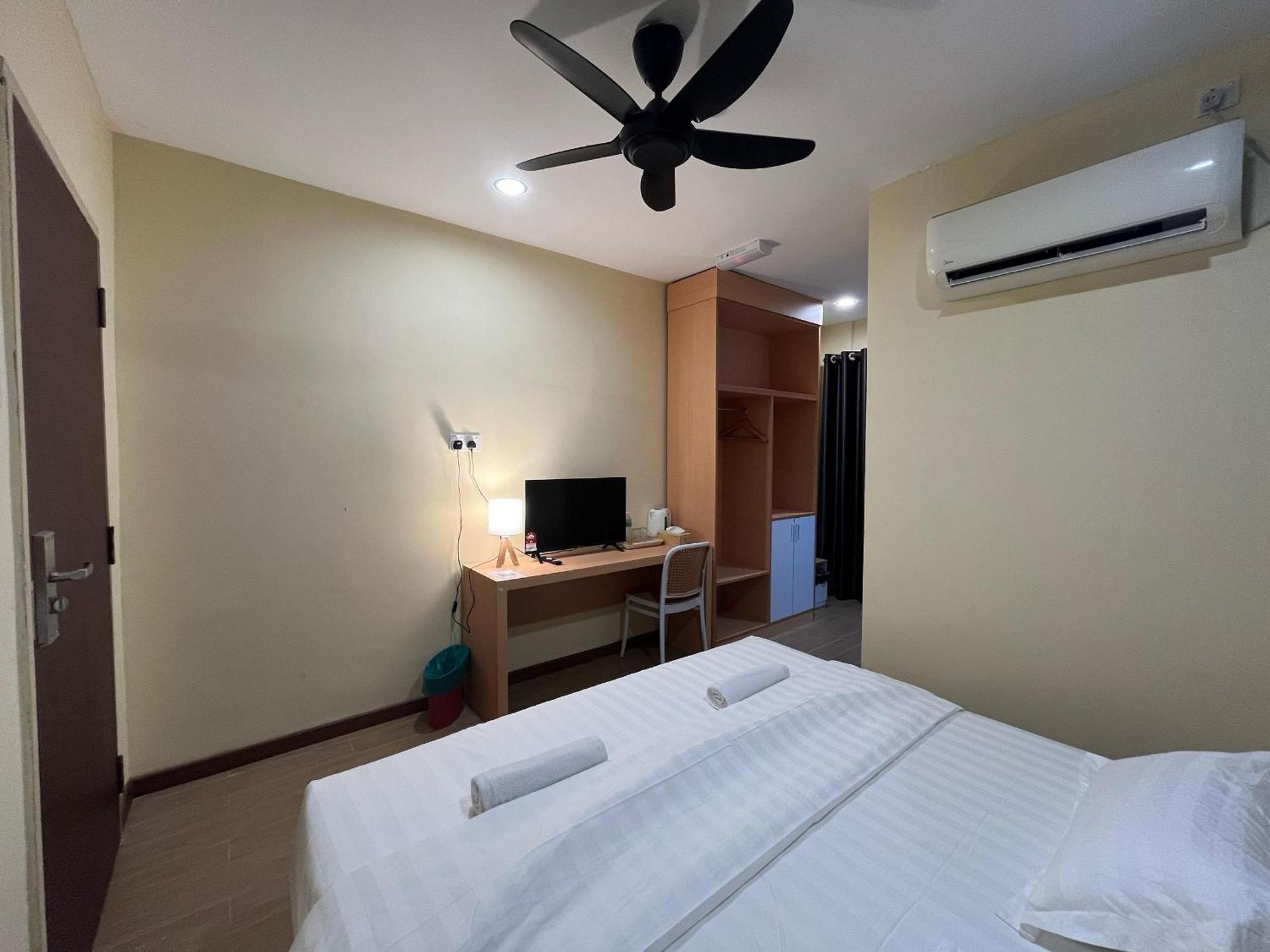 Halo Hotel Semporna Esterno foto